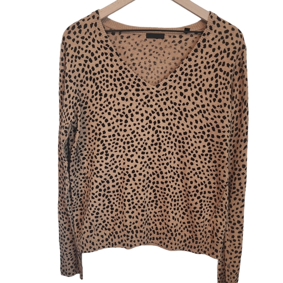 ATM Anthony Thomas Melilo Cotton & Cashmere Blend V-Neck Animal Print Sweater - Picture 11 of 13